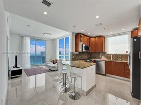 1945 S Ocean Dr in Hallandale Beach, FL - Building Photo