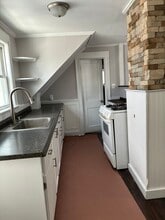 42 S Central St, Unit #3 in Haverhill, MA - Building Photo - Building Photo