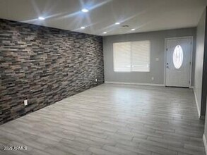 3342 N 63rd Ave in Phoenix, AZ - Building Photo - Building Photo