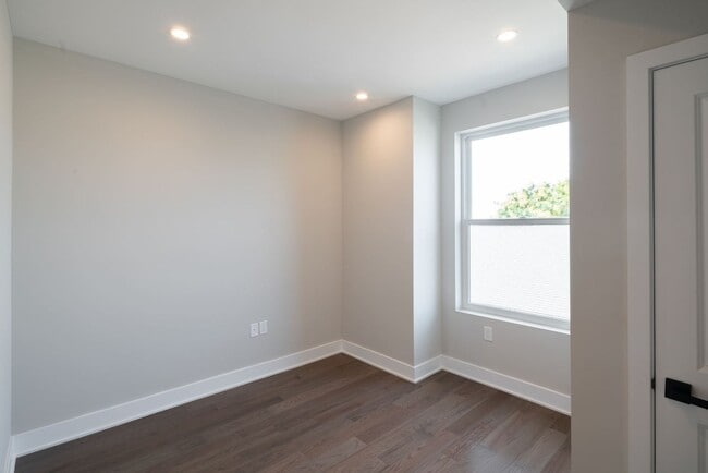 property at 1910 Monument St