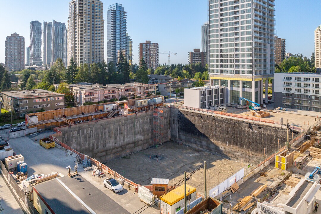 Solhouse in Burnaby, BC - Building Photo