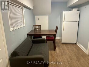 37 Joseph Aaron Blvd in Vaughan, ON - Building Photo - Building Photo