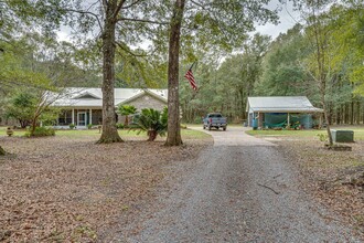 3746 Co Hwy 3280 in Freeport, FL - Building Photo - Building Photo