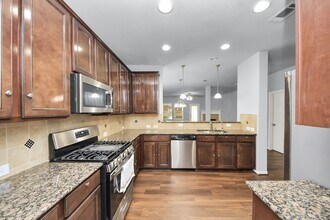 6306 Bain Dr in Missouri City, TX - Building Photo - Building Photo