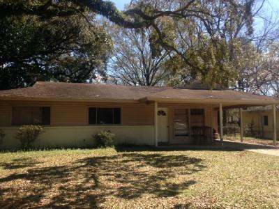 609 W Wesley Ln in Mobile, AL - Building Photo