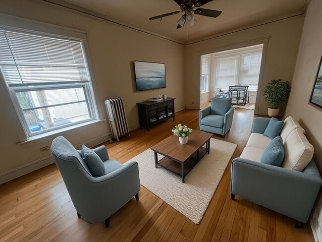 3348 W Sunnyside Ave in Chicago, IL - Building Photo - Building Photo