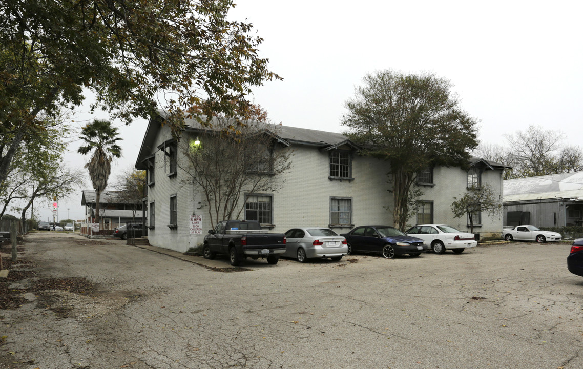 Wheless Manor Apartments in Austin, TX - Foto de edificio