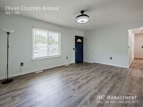 26446 Couzens Ave in Madison Heights, MI - Building Photo - Building Photo