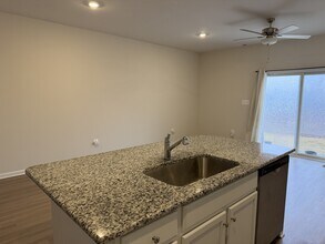 71 Bloomsbury St in Falling Waters, WV - Building Photo - Building Photo