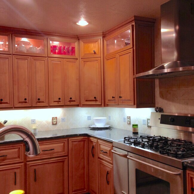 910 Garver St in Norman, OK - Building Photo - Building Photo