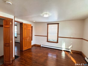 5 Church St in Stafford, CT - Building Photo - Building Photo