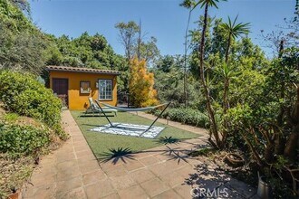 8170 Gould Ave in Los Angeles, CA - Foto de edificio - Building Photo