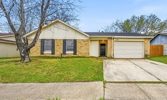 1718 Dorchester Dr in Arlington, TX - Building Photo