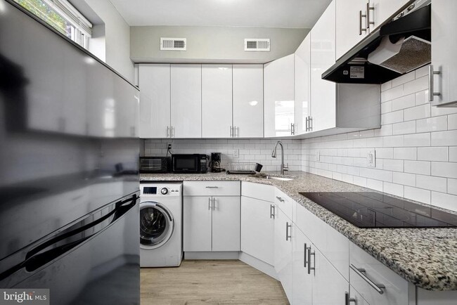 property at 621 S 18th St