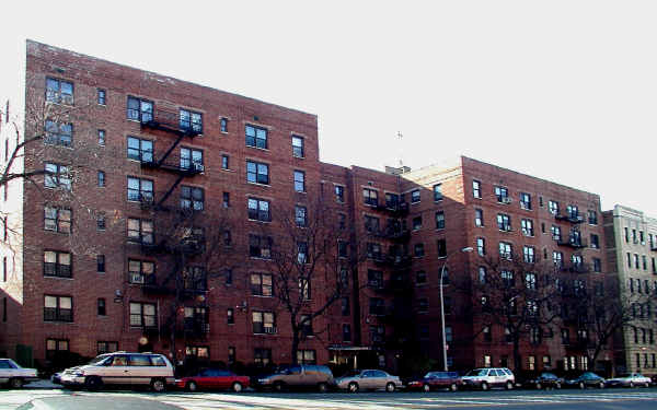 Madina in Brooklyn, NY - Building Photo - Building Photo