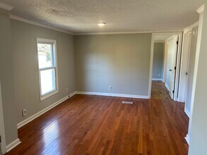 234 Barbara Ave, Unit 3 in Midway Park, NC - Foto de edificio - Building Photo