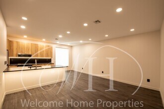 284 NE Maple St in College Place, WA - Building Photo - Building Photo