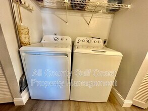 223 Nippino Trail E in Nokomis, FL - Foto de edificio - Building Photo