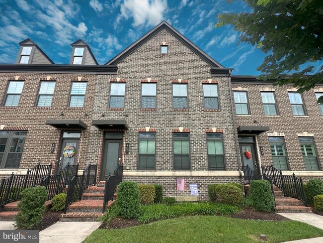 property at 402 Redbridge St