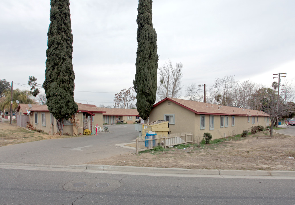 Sundance Apartments in Ceres, CA - Building Photo