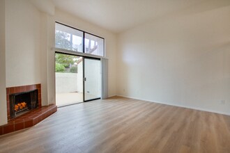 7413 Caminito Carlotta in San Diego, CA - Building Photo - Building Photo
