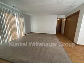 1813 Jamestown Rd in Swansea, IL - Building Photo - Building Photo