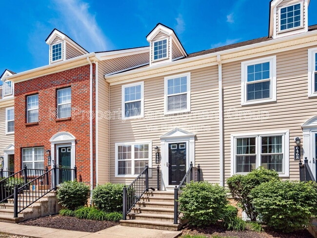 6466 Ash Rock Cir in Westerville, OH - Building Photo - Building Photo