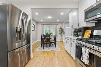 425 S Ellis St in Bensenville, IL - Building Photo - Building Photo