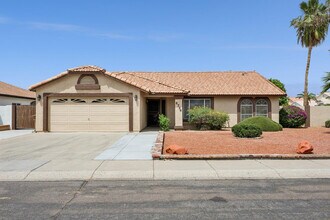 8734 W Bloomfield Rd in Peoria, AZ - Building Photo - Building Photo