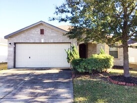 16215 Ranchland Ln in Cypress, TX - Building Photo
