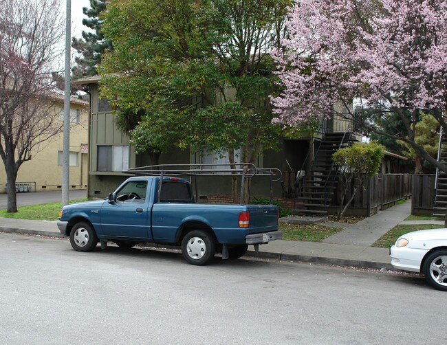 1152 S Bernardo Ave in Sunnyvale, CA - Building Photo - Building Photo