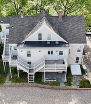 1 Harmony St in Stonington, CT - Building Photo