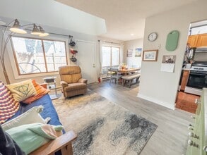 169 Erie St in Cambridge, MA - Building Photo - Building Photo