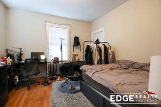 15 Saint Lukes Rd, Unit 1 in Boston, MA - Building Photo - Building Photo