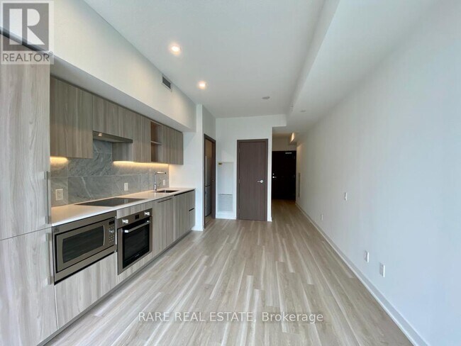 19-3119 Bathurst St in Toronto, ON - Building Photo - Building Photo
