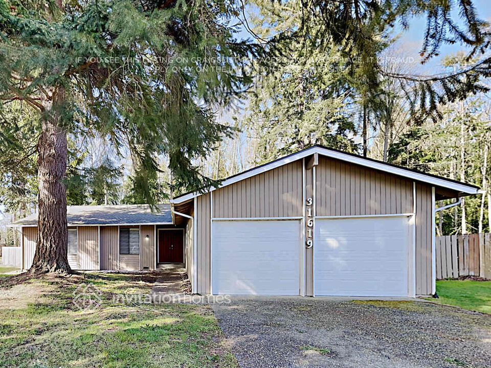 31619 42nd Ave SW in Federal Way, WA - Building Photo