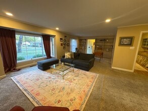 221 Wedgewood Pl in Paducah, KY - Building Photo - Building Photo