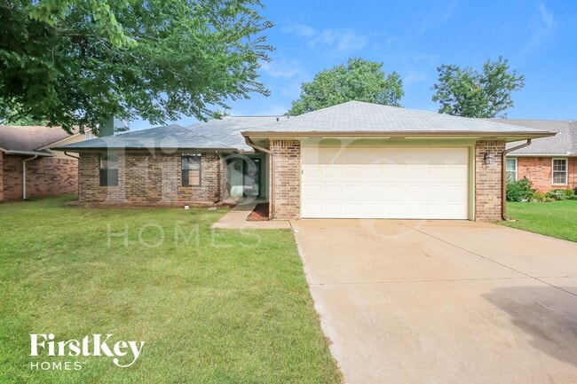 2012 Tanglewood Dr in Edmond, OK - Building Photo - Building Photo