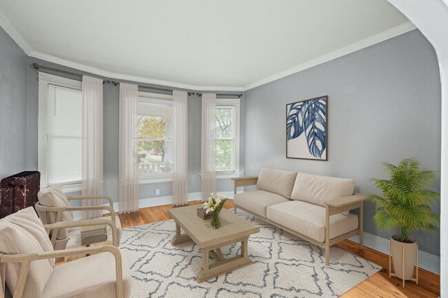 property at 3101 N Bartlett Ave