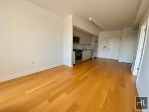 534 Carlton Ave-Unit -618 in Brooklyn, NY - Building Photo - Building Photo