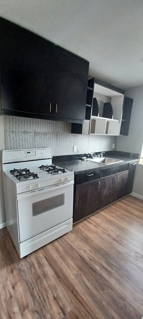 property at 237 E Xenia Dr