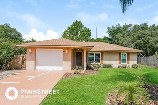 258 Charles Ave in Orange City, FL - Building Photo