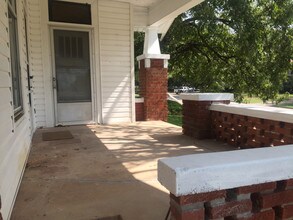 505 E Main St in Denison, TX - Building Photo - Building Photo
