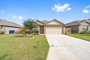 2521 McCrae in New Braunfels, TX - Building Photo