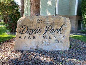 Davis Park Apartments in Boise, ID - Foto de edificio - Building Photo