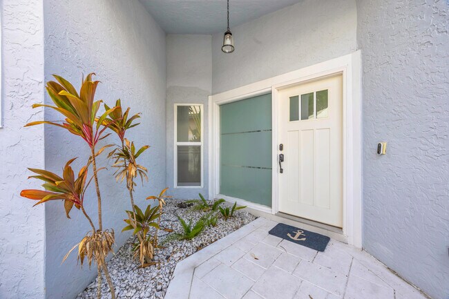 39 Dorchester Cir in Palm Beach Gardens, FL - Building Photo - Building Photo