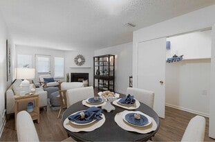 The Landings at Northcross in Huntersville, NC - Building Photo