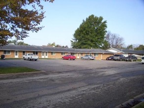 833 2nd Pl in Kalona, IA - Building Photo - Building Photo