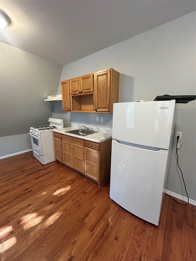 162 Buena Vista Ave in Yonkers, NY - Building Photo - Building Photo