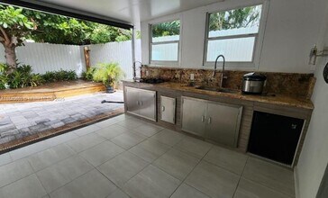 625 Royal Palm Dr in Lake Worth Beach, FL - Building Photo - Building Photo
